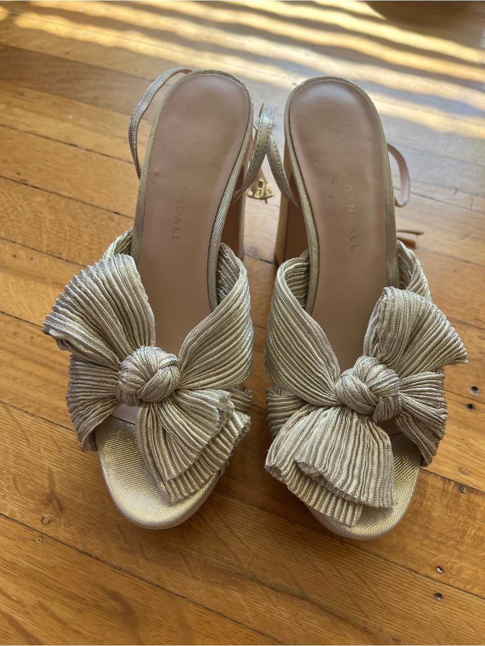 Loeffler Randall champagne gold Camellia stack heel w pleated statement bow 6.5